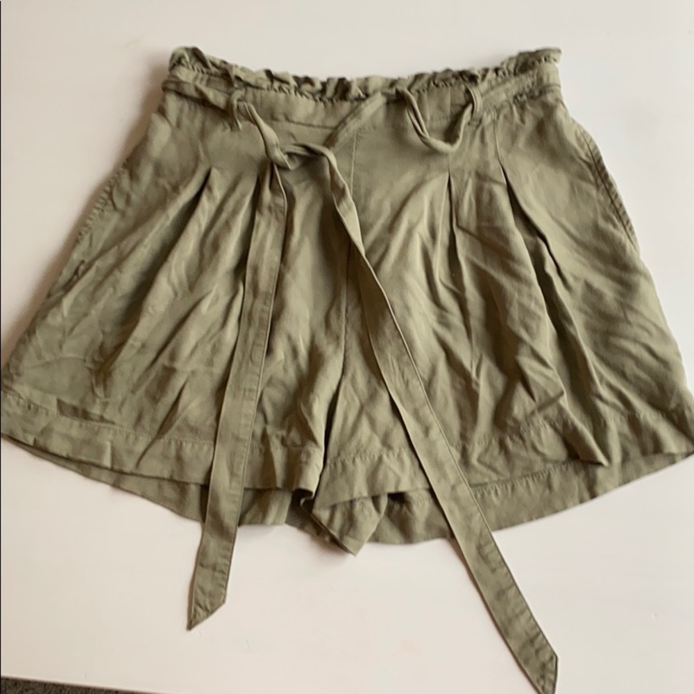 Army green paper bag shorts